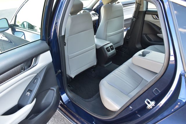 2019 Honda Accord Sedan Touring 2.0T Automatic - 23040923 - 22