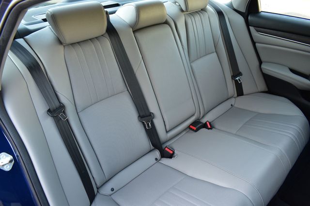 2019 Honda Accord Sedan Touring 2.0T Automatic - 23040923 - 24