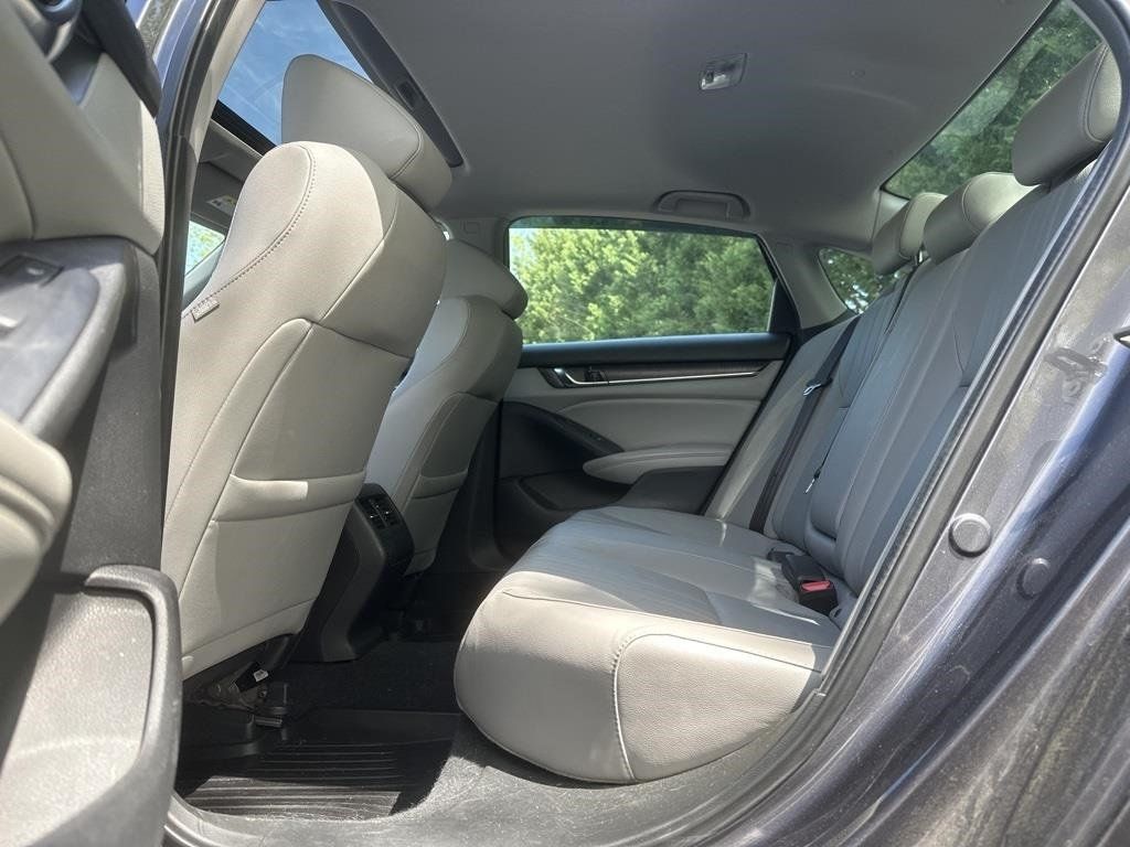 2019 Honda Accord Sedan Touring 2.0T Automatic - 22410214 - 18