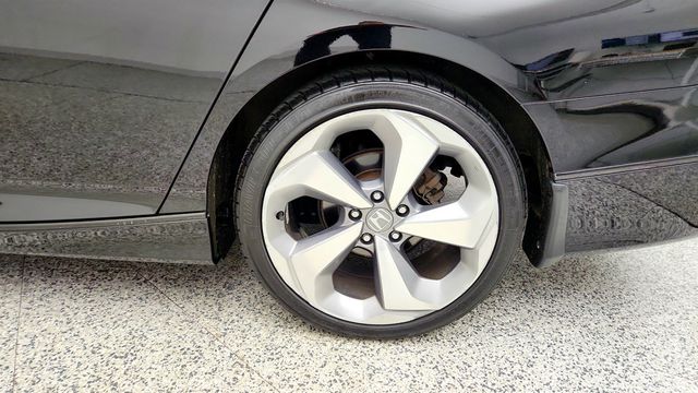 2019 Honda Accord Sedan Touring 2.0T Automatic - 23030965 - 8