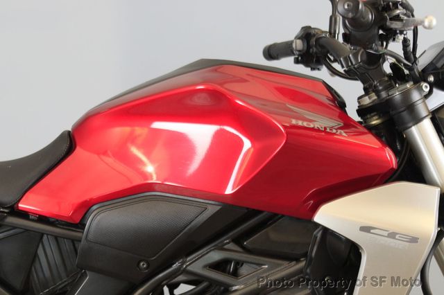 2019 Honda CB300R ONE OWNER! - 22468414 - 34