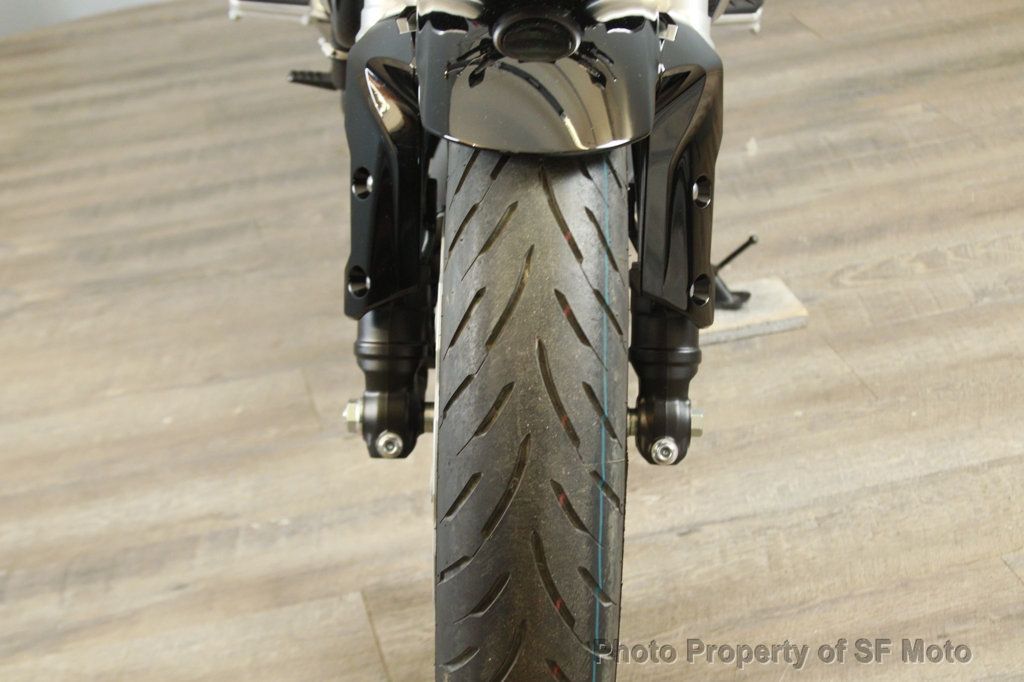 2019 Honda CB300R One Owner, 275 Miles - 22828478 - 20
