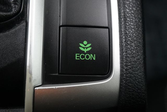 2019 Honda Civic Coupe LX CVT - 22946724 - 17