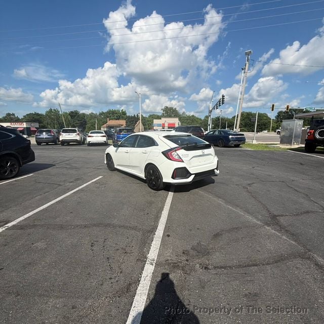 2019 Honda Civic Hatchback EX AUTOMATIC W/MOONROOF, COLLISION MITIGATION & APPLE CARPLAY - 23031087 - 9