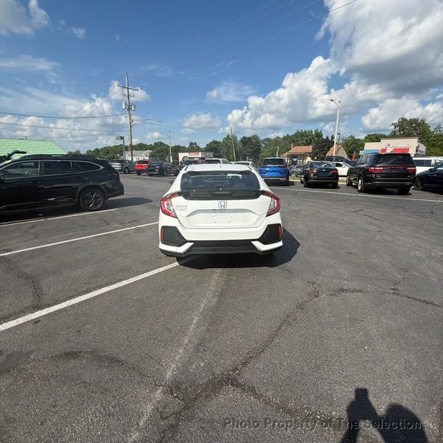 2019 Honda Civic Hatchback EX AUTOMATIC W/MOONROOF, COLLISION MITIGATION & APPLE CARPLAY - 23031087 - 11