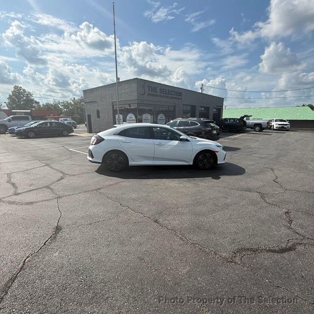 2019 Honda Civic Hatchback EX AUTOMATIC W/MOONROOF, COLLISION MITIGATION & APPLE CARPLAY - 23031087 - 17