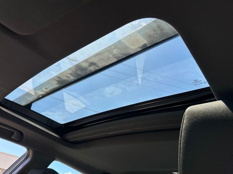 2019 Honda Civic Hatchback EX photo 16