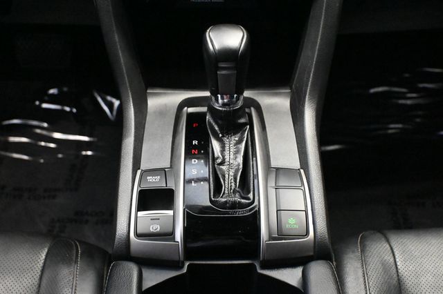 2019 Honda Civic Hatchback EX-L w/Navigation - 23071623 - 16
