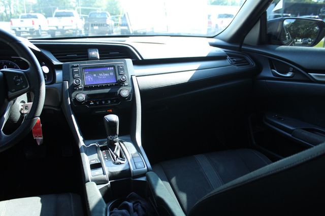 2019 Honda Civic Hatchback LX CVT - 23064727 - 16
