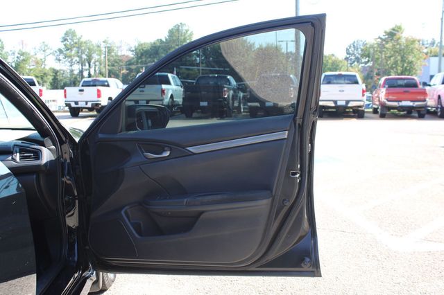 2019 Honda Civic Hatchback LX CVT - 23064727 - 25