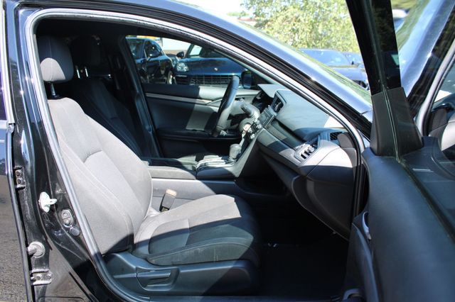 2019 Honda Civic Hatchback LX CVT - 23064727 - 26