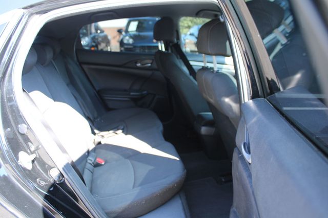 2019 Honda Civic Hatchback LX CVT - 23064727 - 27