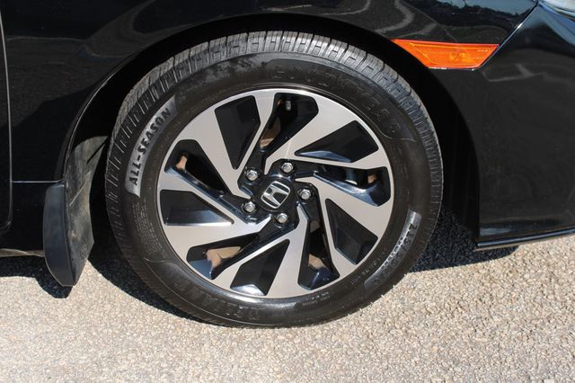 2019 Honda Civic Hatchback LX CVT - 23064727 - 30