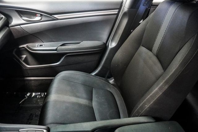 2019 Honda Civic Hatchback LX CVT - 23045573 - 24
