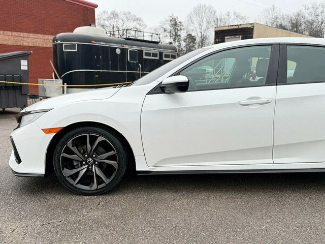 2019 Honda Civic Hatchback Sport CVT - 22979646 - 10