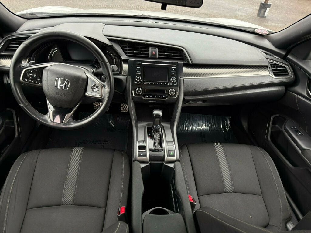 2019 Honda Civic Hatchback Sport CVT - 22979646 - 24