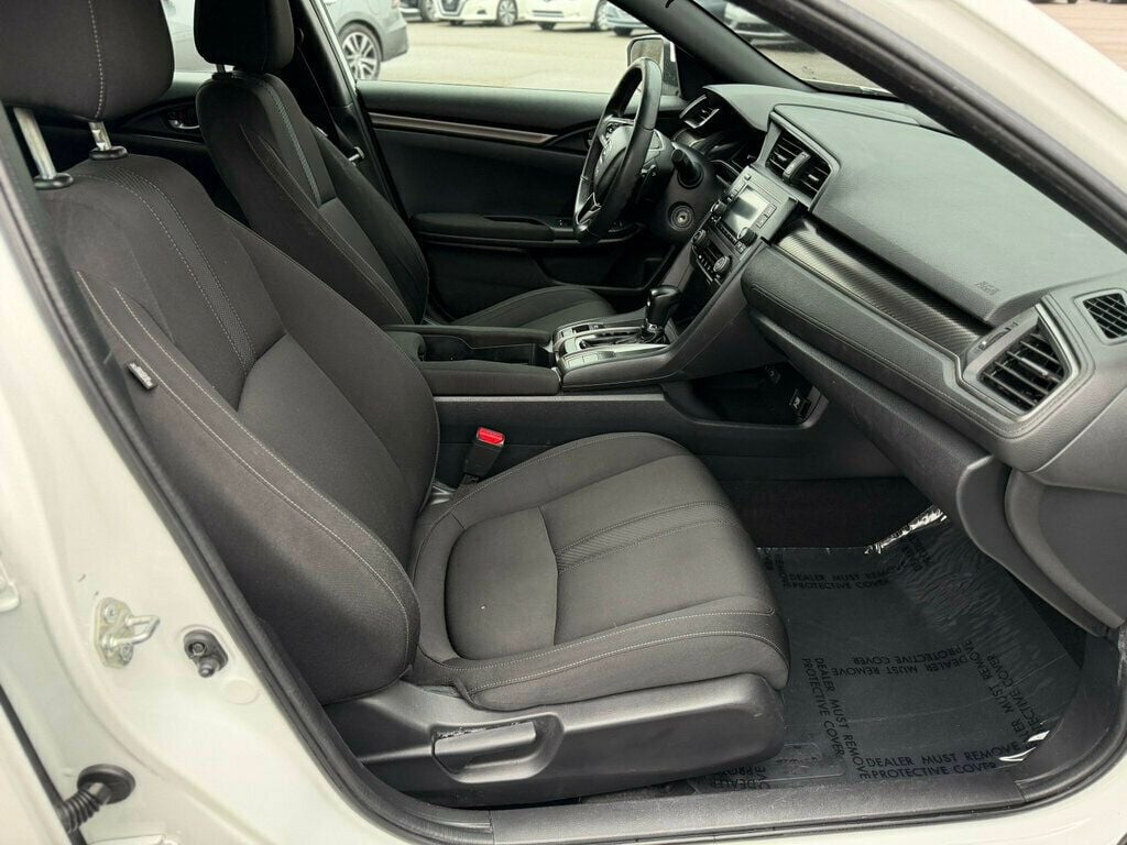 2019 Honda Civic Hatchback Sport CVT - 22979646 - 27