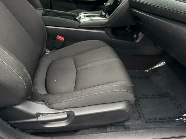 2019 Honda Civic Hatchback Sport CVT - 22979646 - 28
