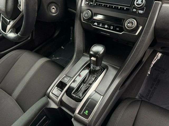 2019 Honda Civic Hatchback Sport CVT - 22979646 - 29