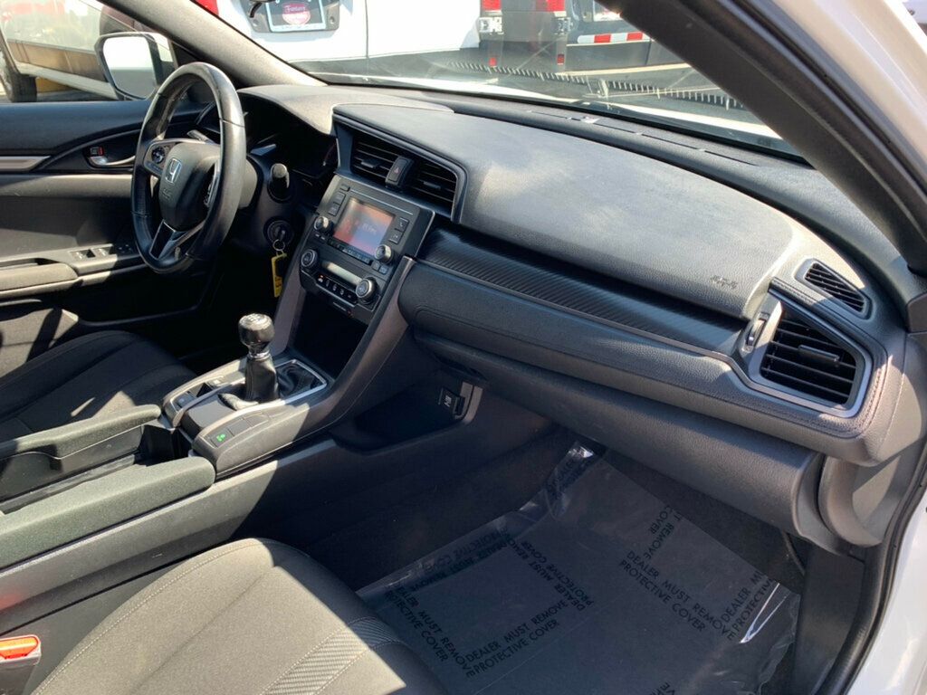 2019 Honda Civic Hatchback Sport Manual - 22993072 - 16