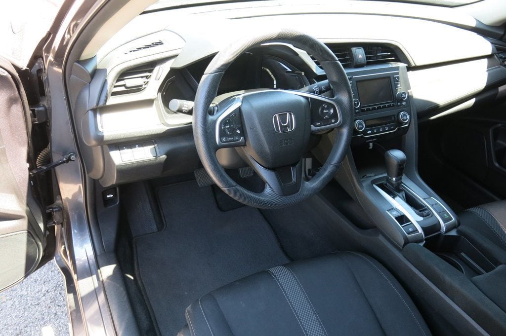 2019 Honda Civic LX photo 11