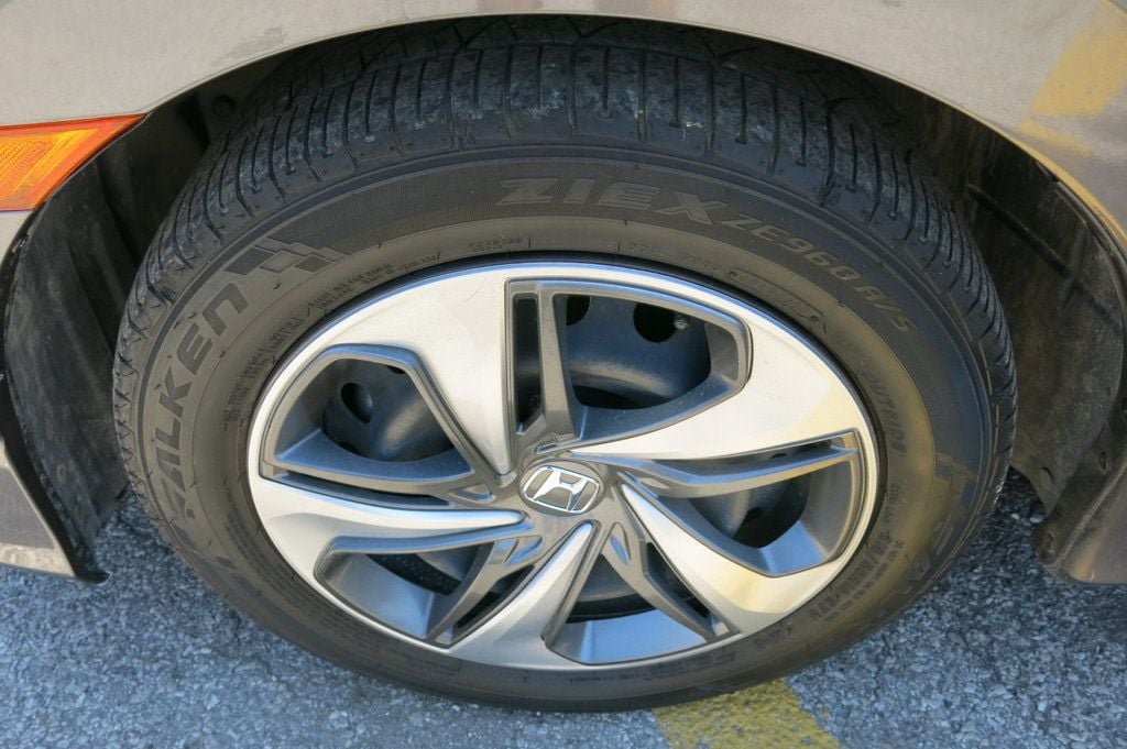 2019 Honda Civic LX photo 31
