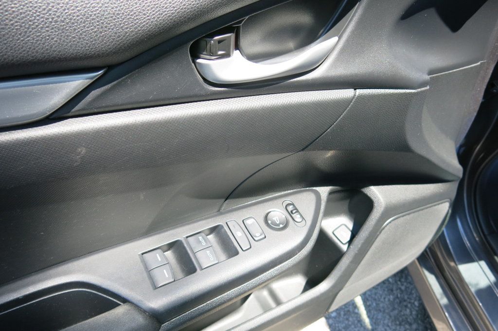 2019 Honda Civic LX photo 59