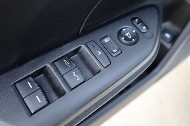 2019 Honda Civic Sedan LX CVT w/ Honda Sense! - 22976723 - 29