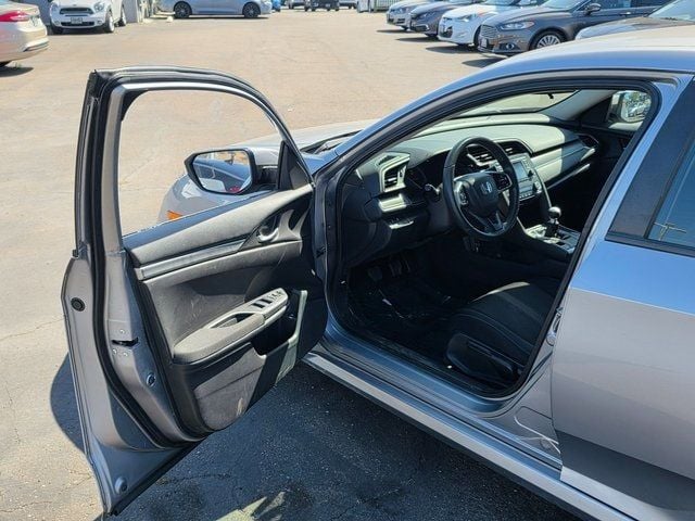 2019 Honda Civic Sedan LX Manual - 22877410 - 31