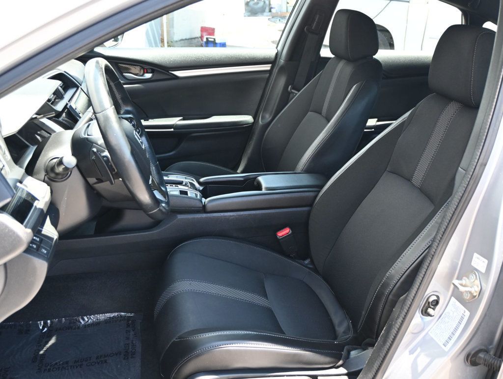 Honda Civic photo 12