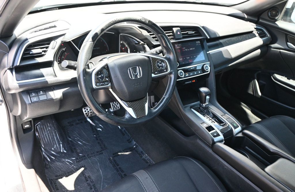 Honda Civic photo 7