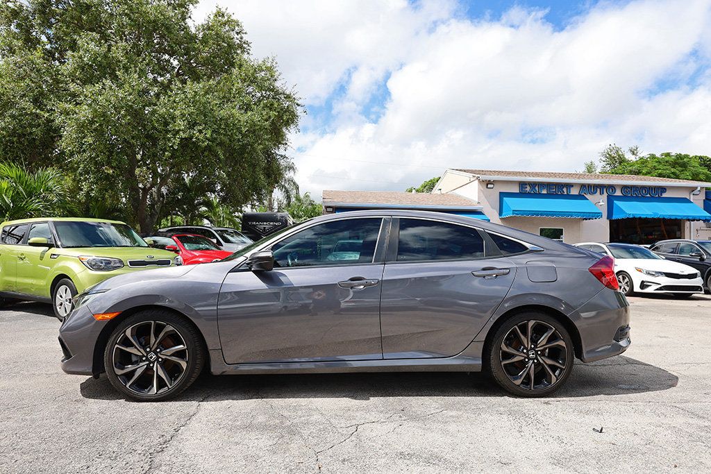 2019 Honda Civic Sport photo 2