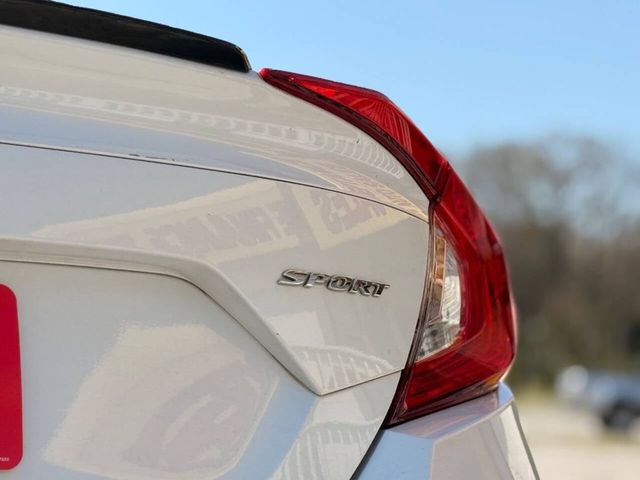 2019 Honda Civic Sedan Sport CVT - 23002037 - 18