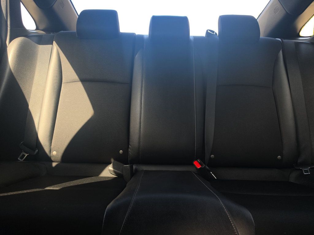 Honda Civic photo 13