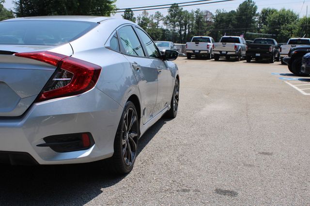 2019 Honda Civic Sedan Sport CVT - 23056927 - 32