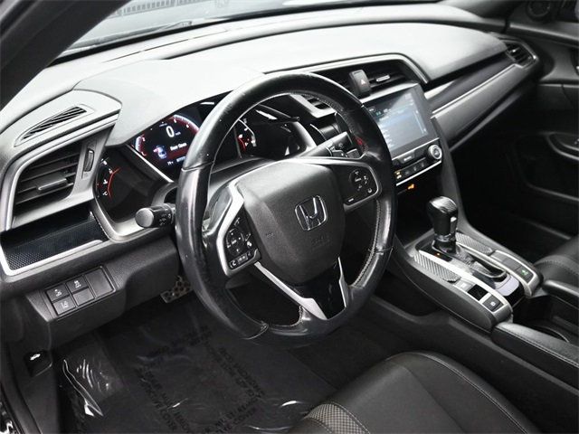 2019 Honda Civic Sport photo 4