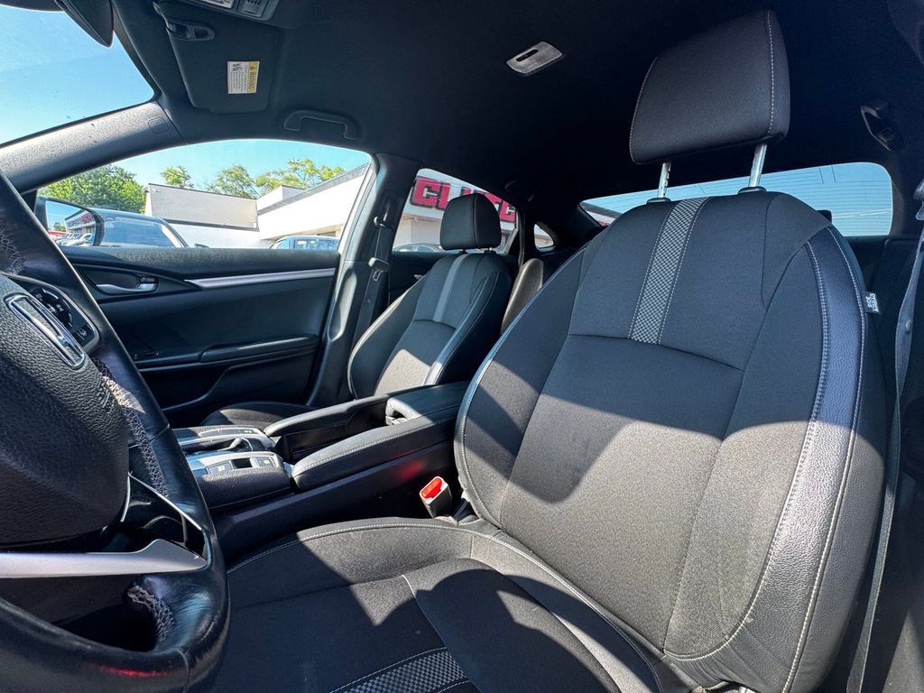 2019 Honda Civic Sedan Sport CVT - 23050832 - 9