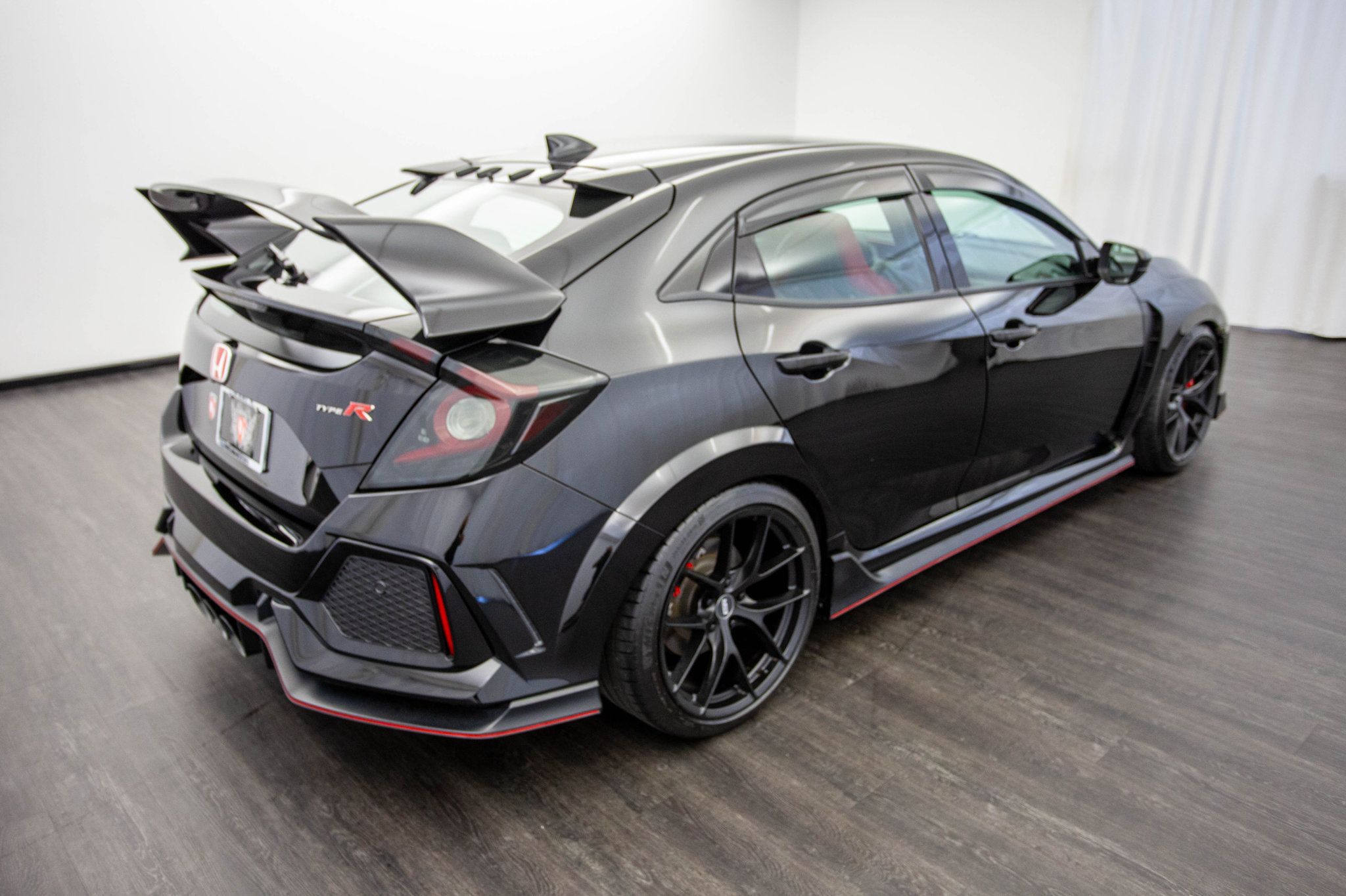 2019 Honda Civic Type R Touring photo 11