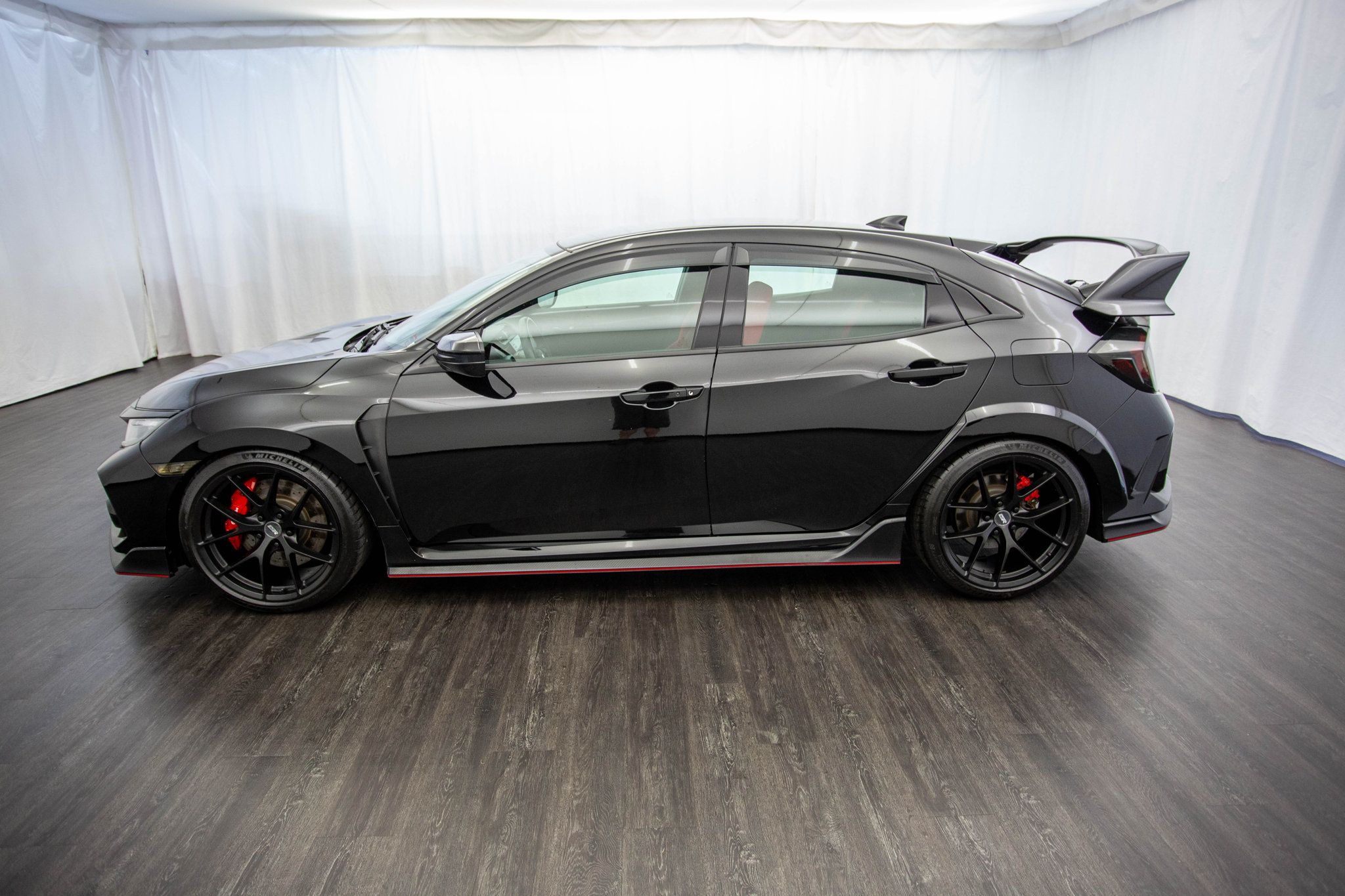 2019 Honda Civic Type R Touring photo 8