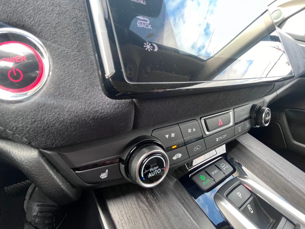 2019 Honda Clarity Plug-In Hybrid Touring Sedan - 22413392 - 44