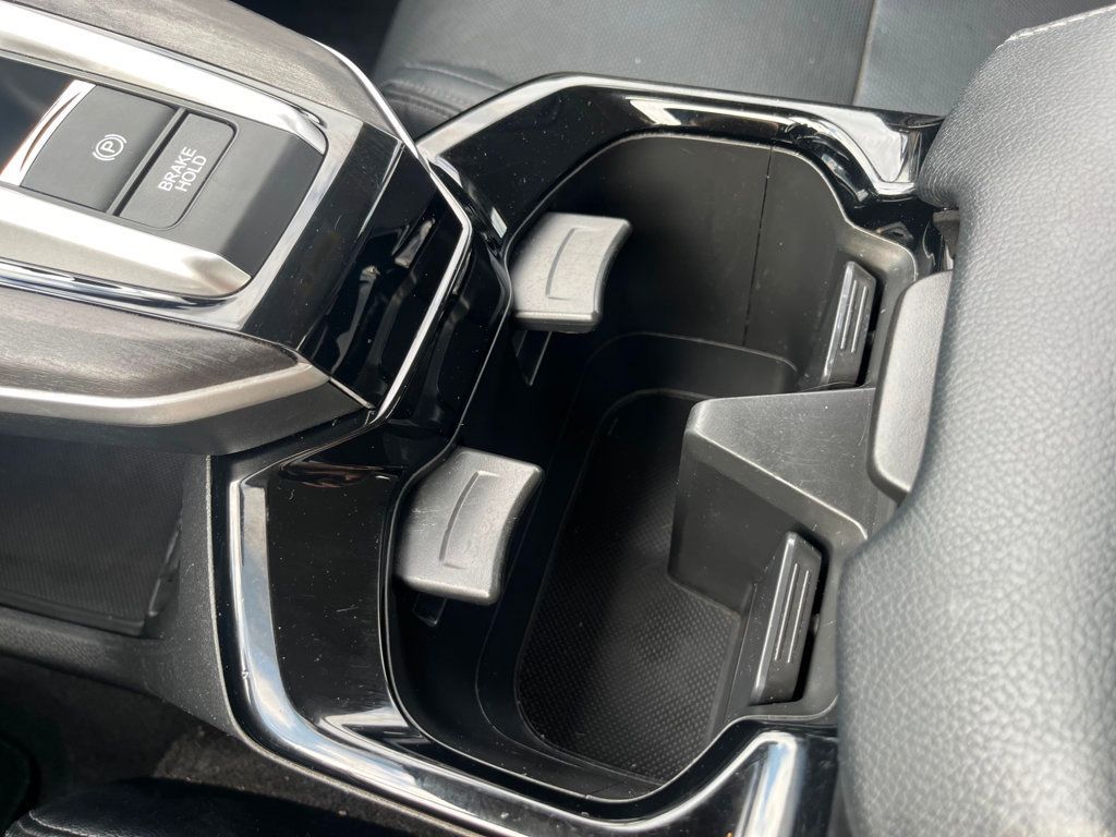2019 Honda Clarity Plug-In Hybrid Touring Sedan - 22413392 - 46