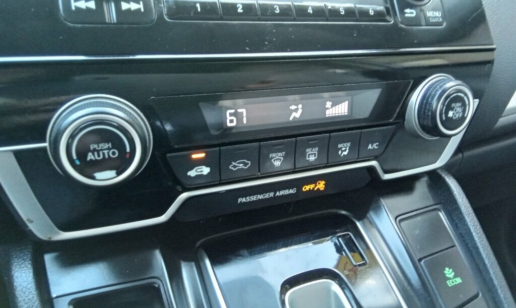 2019 Honda CR-V LX photo 17
