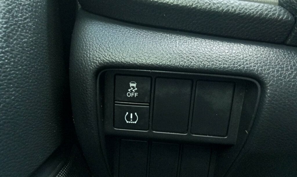 2019 Honda CR-V LX photo 18