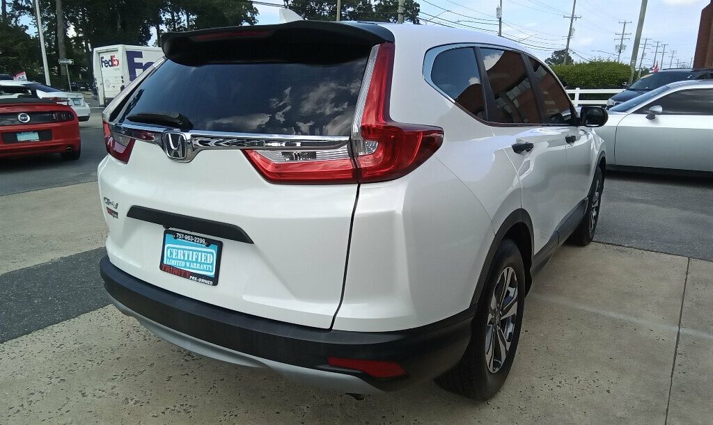 2019 Honda CR-V LX photo 4