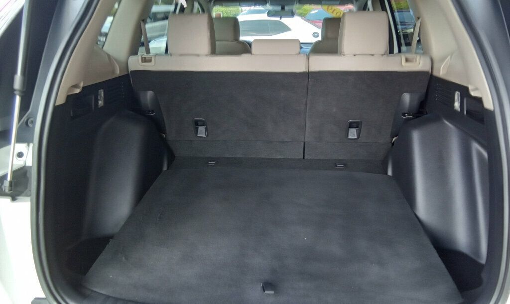 2019 Honda CR-V LX photo 9