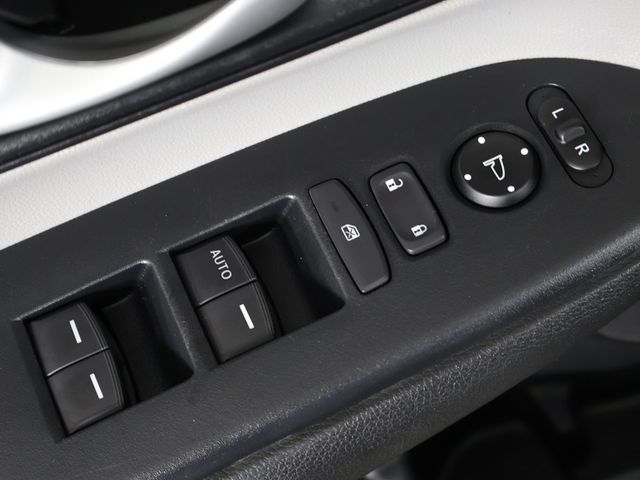 2019 Honda CR-V LX AWD - 22944477 - 30