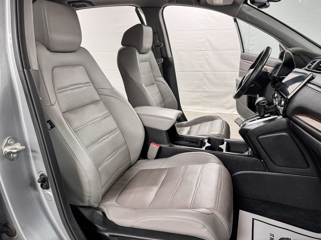 2019 Honda CR-V Touring AWD - 23000368 - 11