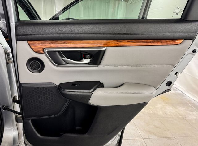 2019 Honda CR-V Touring AWD - 23000368 - 16