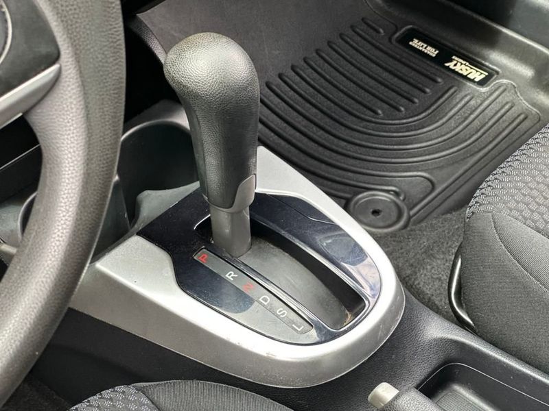 2019 Honda Fit LX - 22946714 - 17