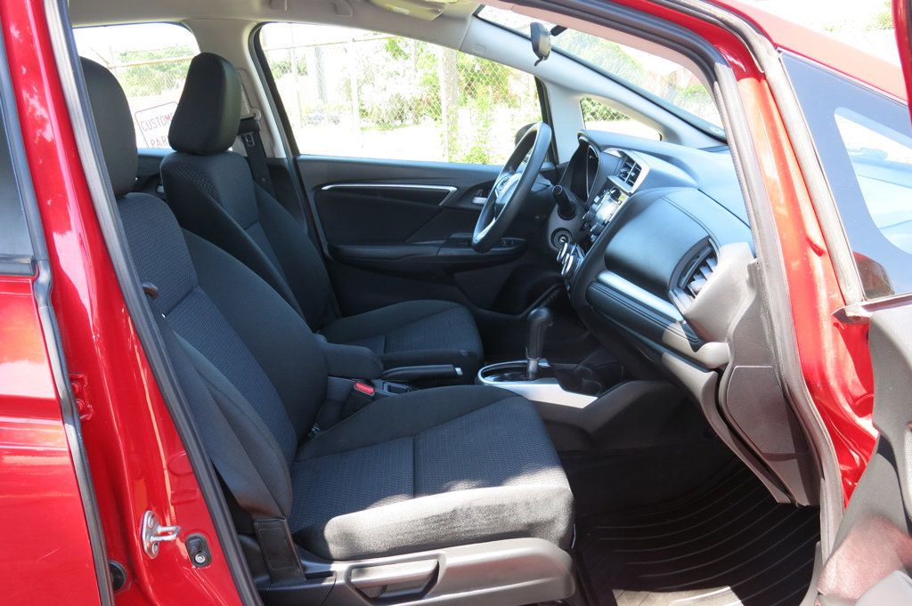 2019 Honda Fit LX photo 13